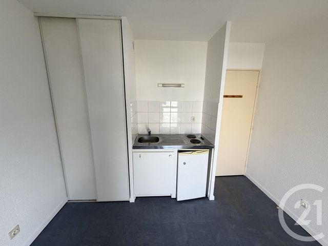 Appartement Studio à louer - 1 pièce - 18.16 m2 - TOURS - 37 - CENTRE - Century 21 Agence Grand Sud