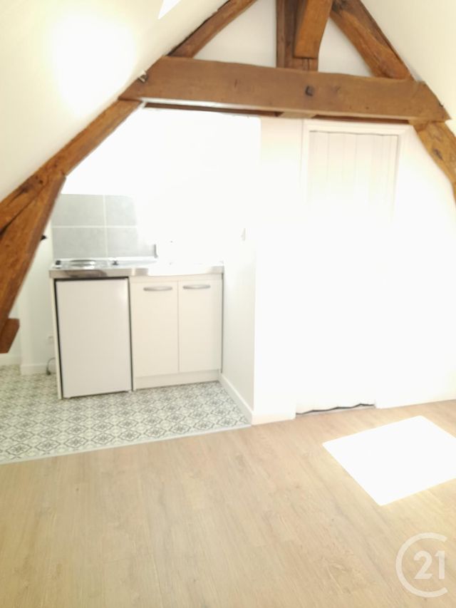 Appartement F1 à louer - 1 pièce - 11.06 m2 - JOUE LES TOURS - 37 - CENTRE - Century 21 Agence Grand Sud