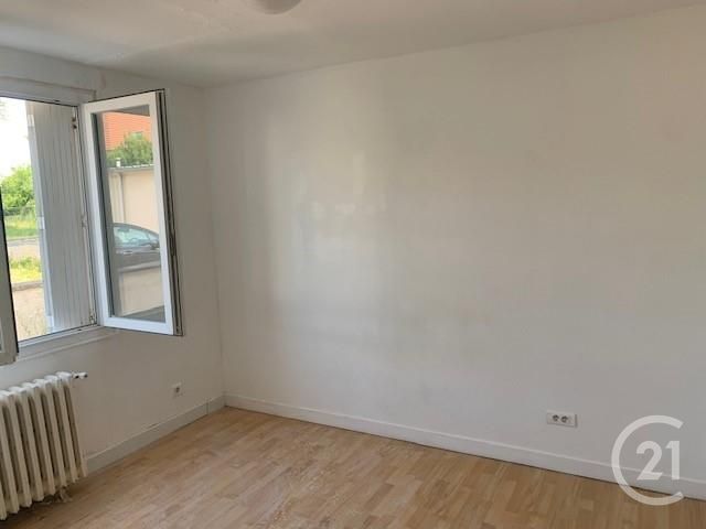 Appartement F3 à louer - 3 pièces - 54.15 m2 - ST CYR SUR LOIRE - 37 - CENTRE - Century 21 Agence Grand Sud