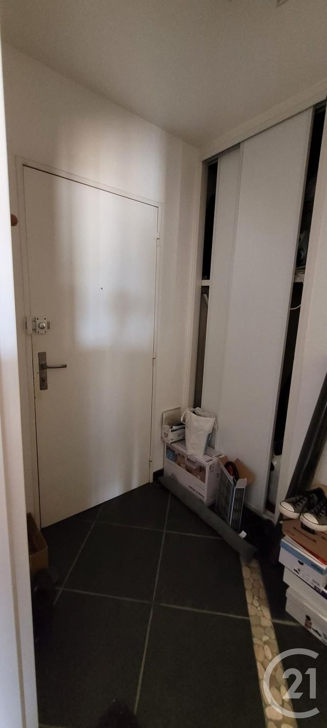 Appartement F1 à louer - 1 pièce - 33.2 m2 - JOUE LES TOURS - 37 - CENTRE - Century 21 Agence Grand Sud
