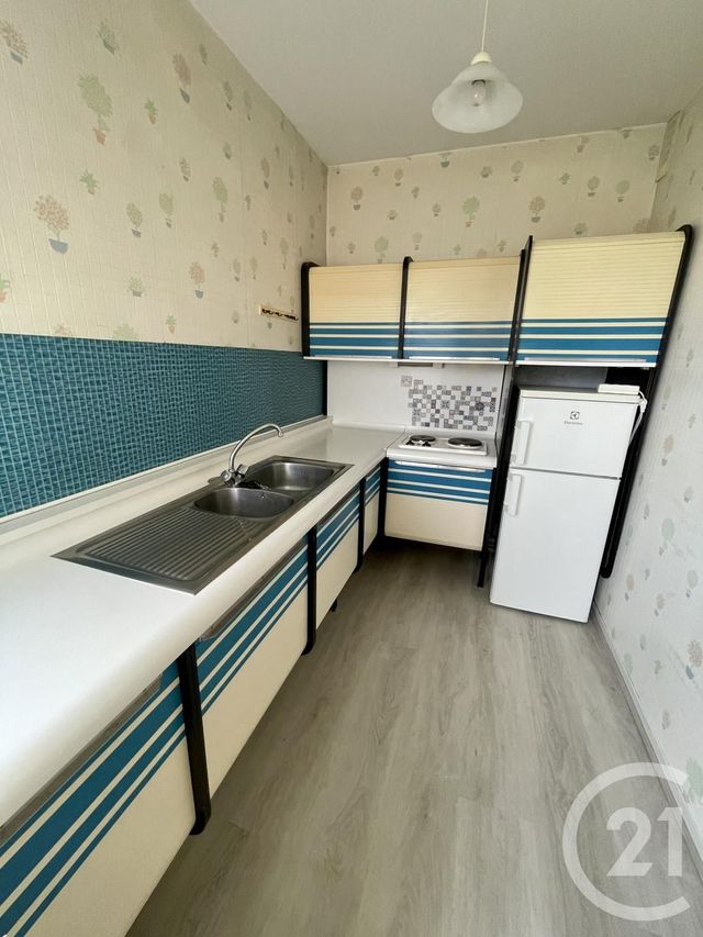 Appartement F1 à louer - 1 pièce - 31.97 m2 - CHAMBRAY LES TOURS - 37 - CENTRE - Century 21 Agence Grand Sud