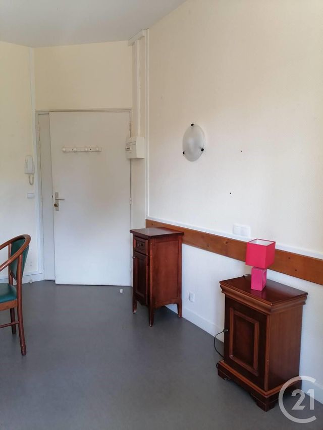 Appartement Studio à louer - 1 pièce - 20.5 m2 - TOURS - 37 - CENTRE - Century 21 Agence Grand Sud