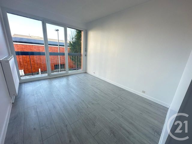 Appartement F3 à louer - 3 pièces - 75.5 m2 - JOUE LES TOURS - 37 - CENTRE - Century 21 Agence Grand Sud