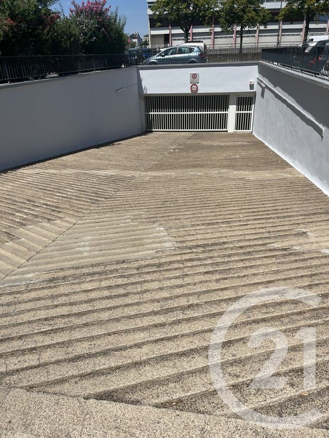 parking à louer - 14.41 m2 - TOURS - 37 - CENTRE - Century 21 Agence Grand Sud