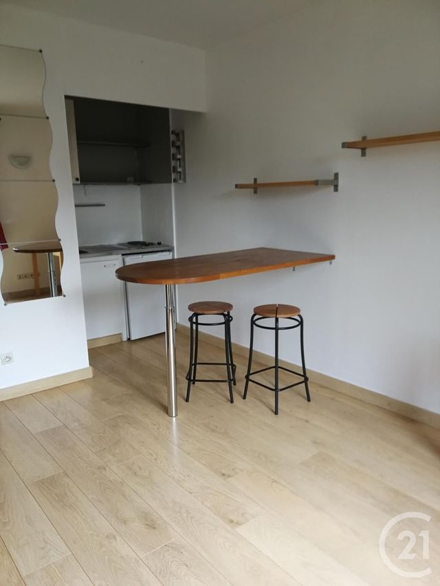 Appartement F1 à louer JOUE LES TOURS