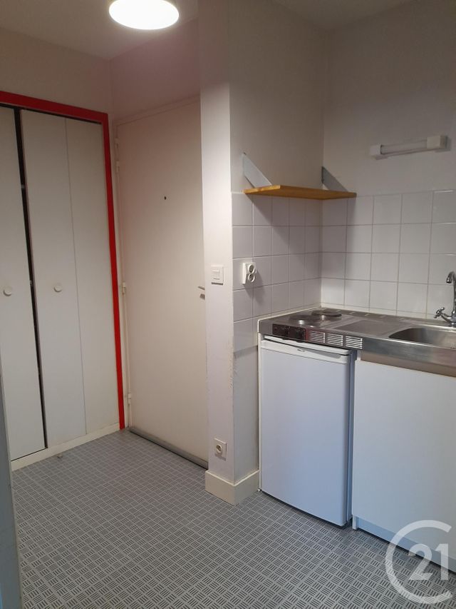 Appartement F2 à louer - 2 pièces - 31.0 m2 - JOUE LES TOURS - 37 - CENTRE - Century 21 Agence Grand Sud