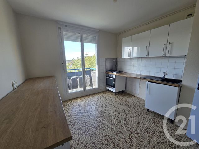 Appartement F3 à louer - 3 pièces - 67.64 m2 - JOUE LES TOURS - 37 - CENTRE - Century 21 Agence Grand Sud
